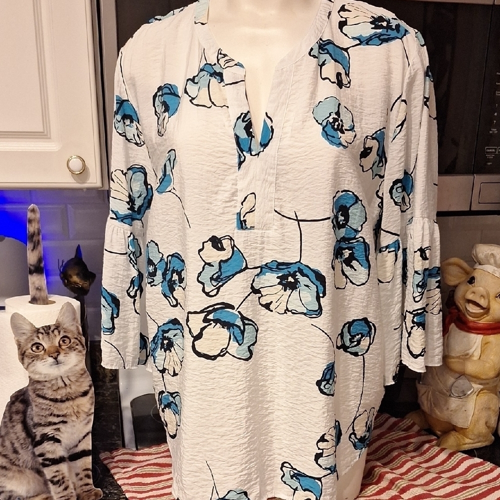 Van Heusen Blue and White Floral Women's Tunic Size XL